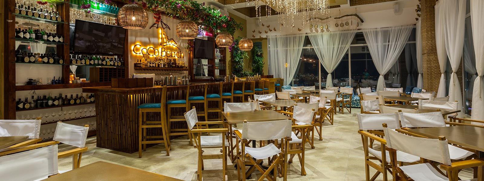 Sky Collection Lifestyle Hotel & Suites Barranquilla Barranquilla (Atlantico) Exteriör bild Restaurant in the hotel
