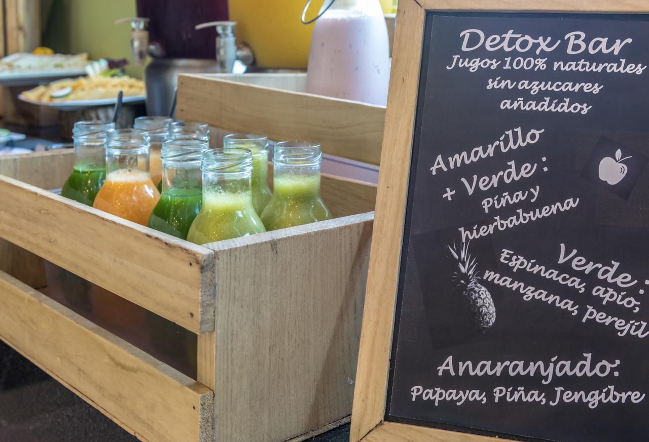 Sky Collection Lifestyle Hotel & Suites Barranquilla Barranquilla (Atlantico) Exteriör bild A juice bar in Madrid, Spain