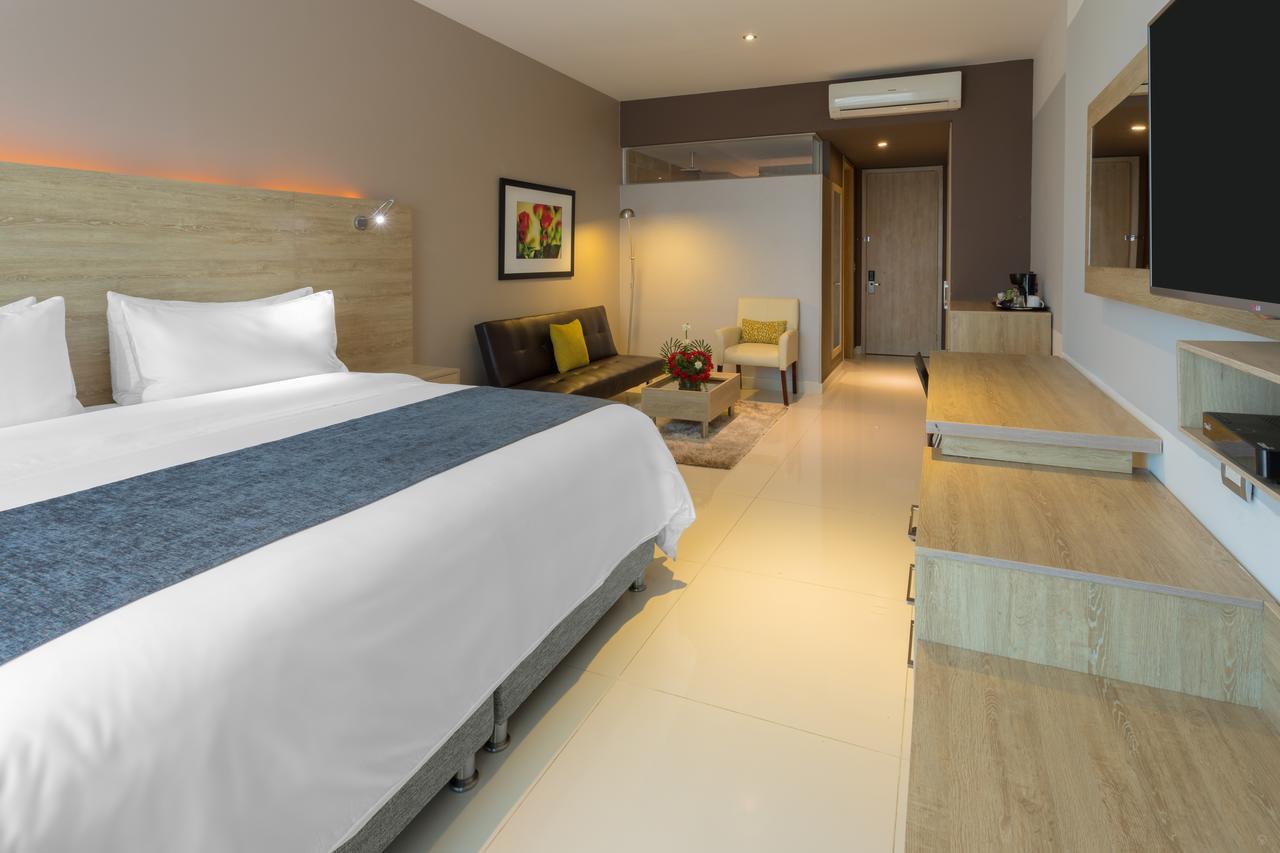 Sky Collection Lifestyle Hotel & Suites Barranquilla Barranquilla (Atlantico) Rum bild Deluxe Room