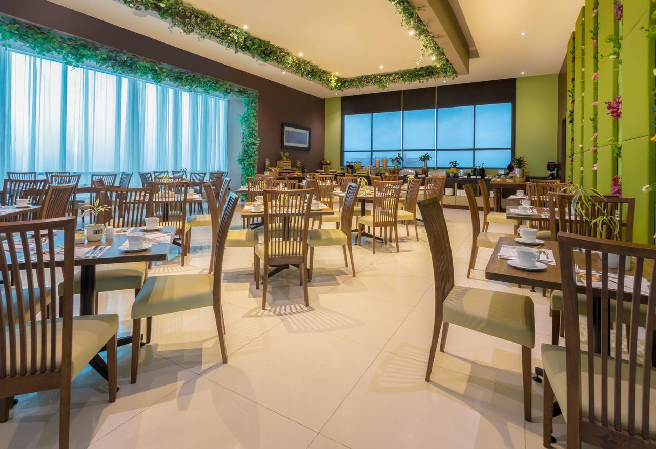 Sky Collection Lifestyle Hotel & Suites Barranquilla Barranquilla (Atlantico) Exteriör bild The restaurant