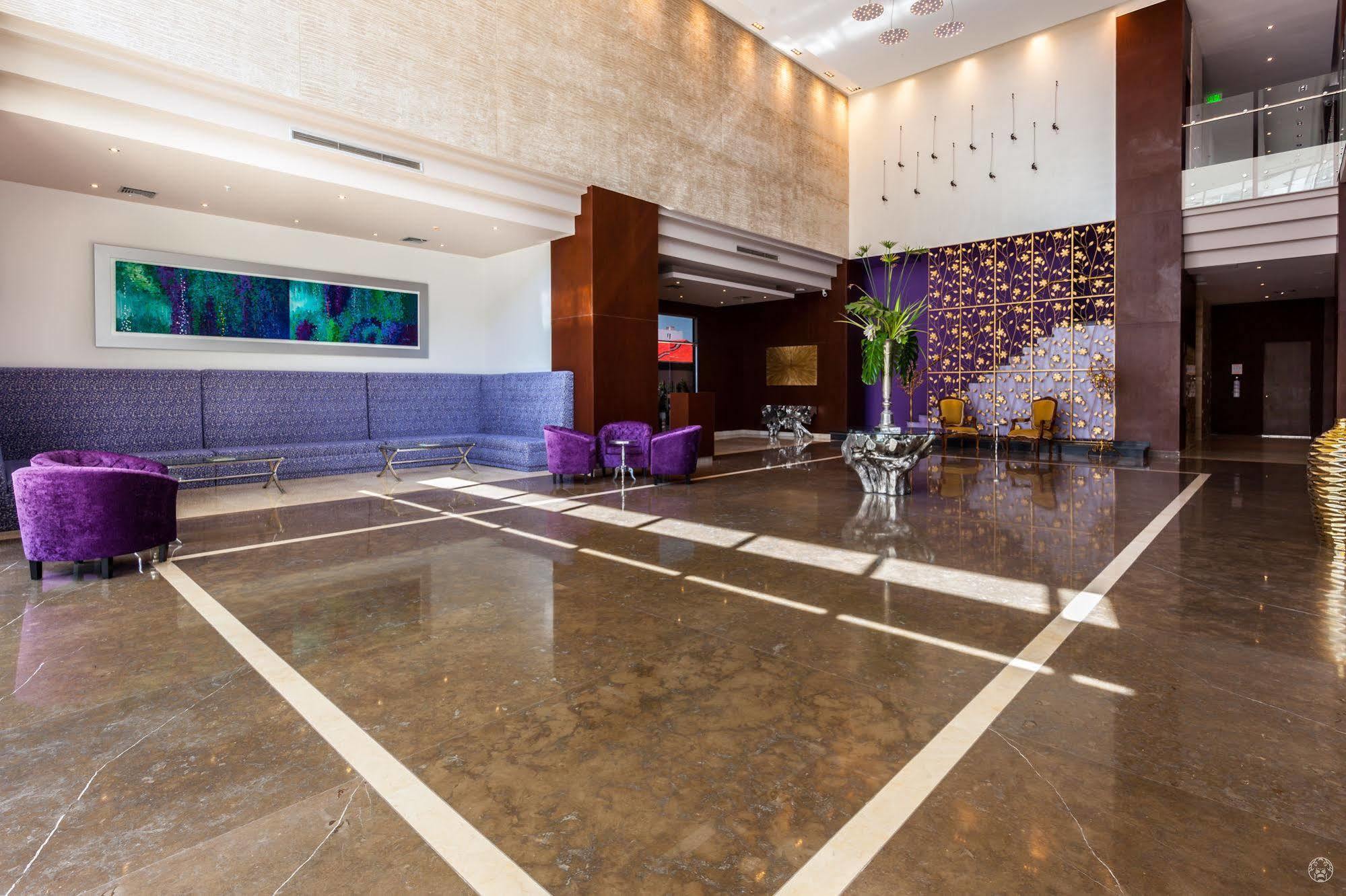 Sky Collection Lifestyle Hotel & Suites Barranquilla Barranquilla (Atlantico) Exteriör bild Lobby